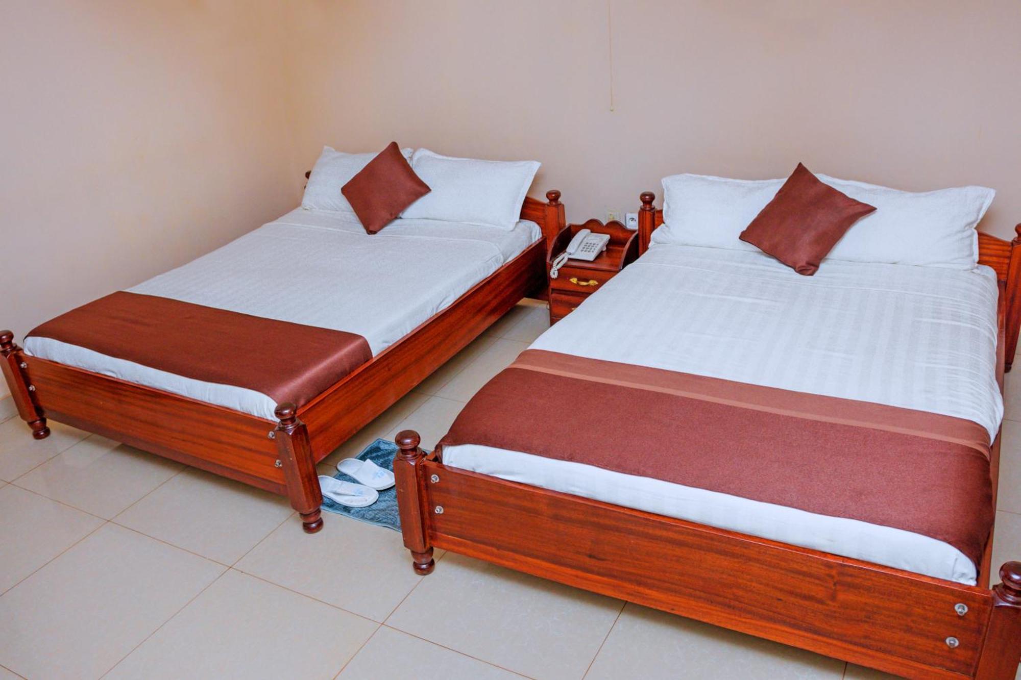 Dereva Hotel Rwamagana エクステリア 写真