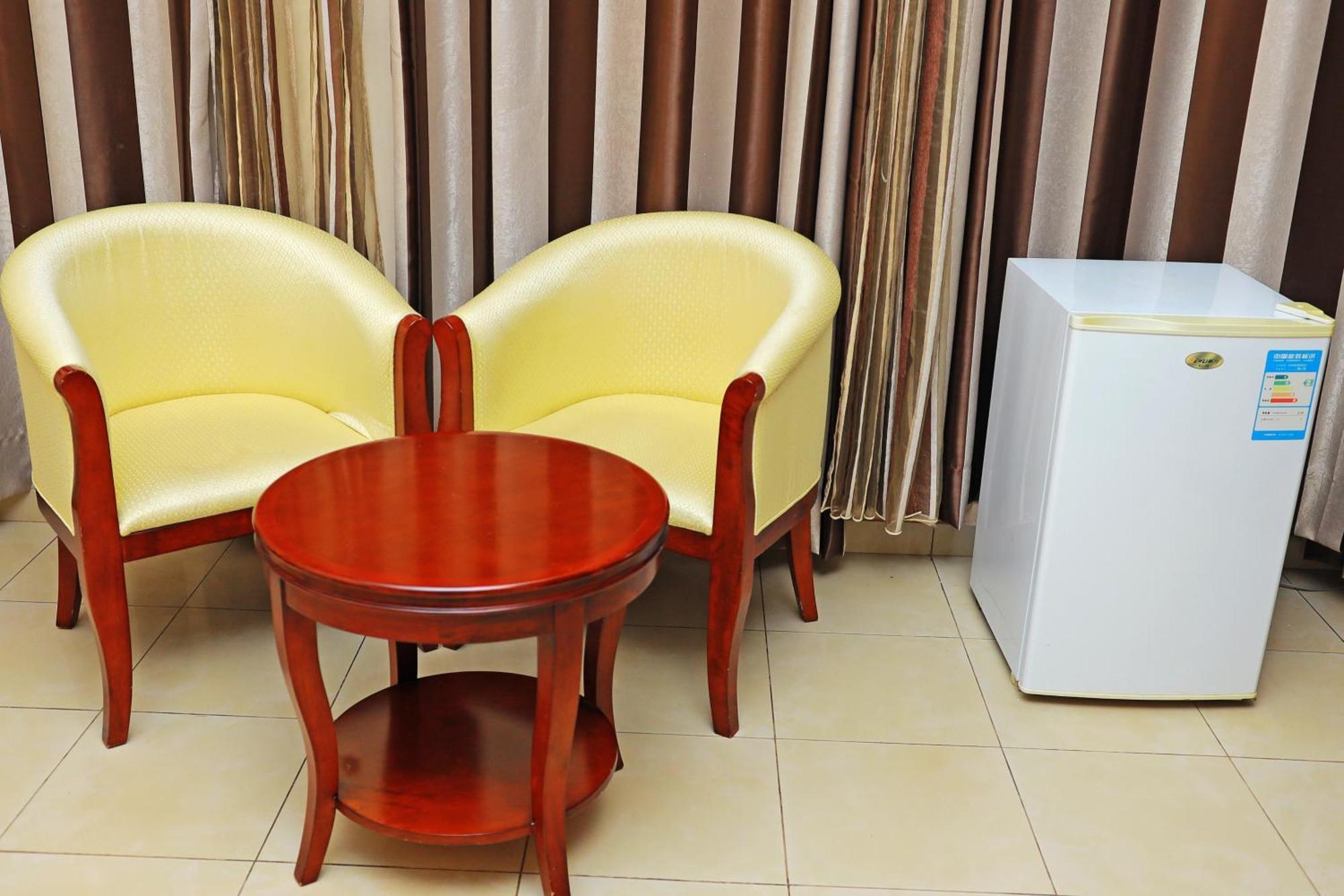 Dereva Hotel Rwamagana エクステリア 写真